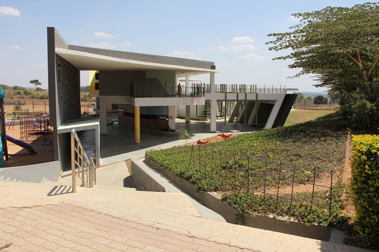 The Summit School - Managed by Hippocampus — campus life